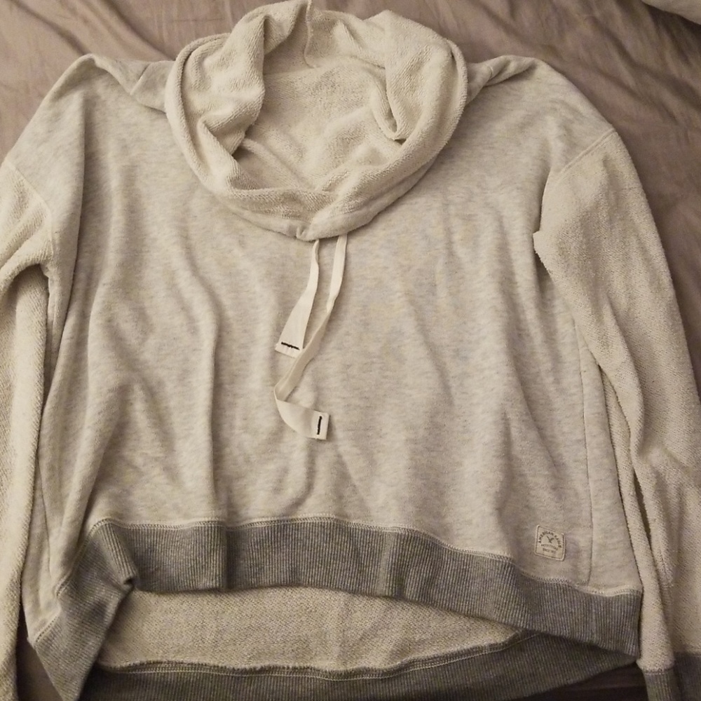 American eagle sweater